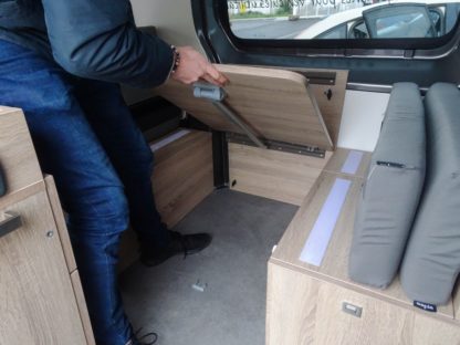Kit Banquette Lit pour Fourgon Facile à Installer | "L'essentiel" – Image 14